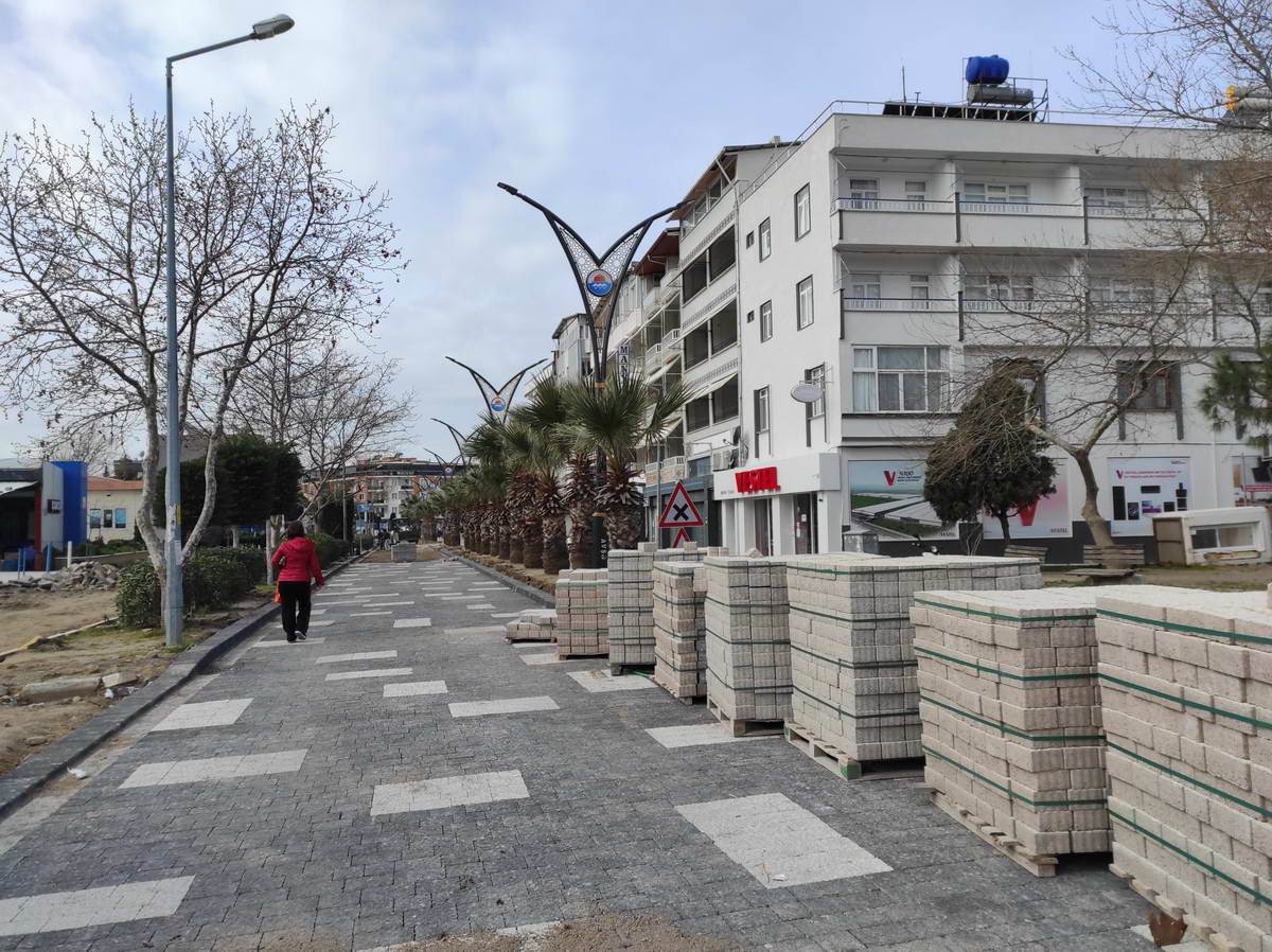 Belediye caddesi trafiğe kapanıyor 1