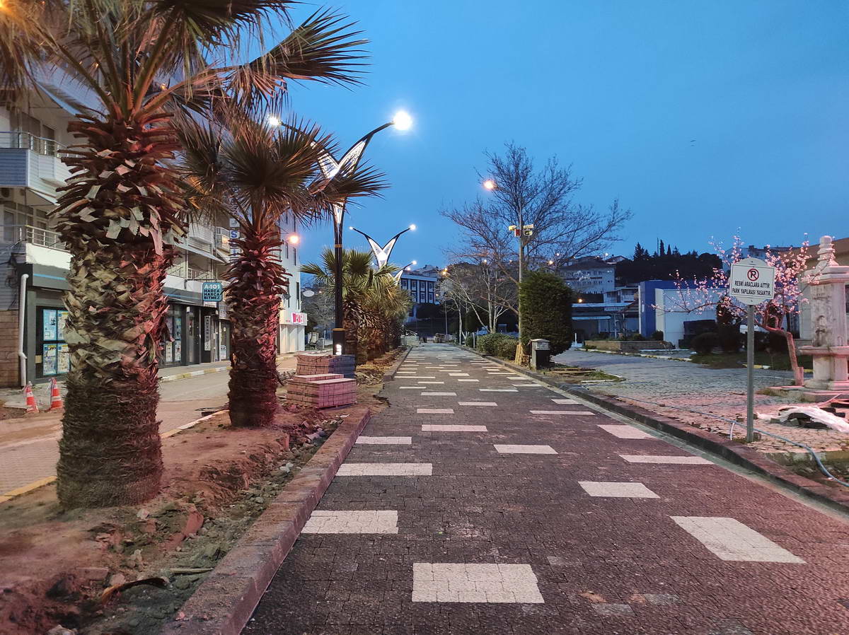 Belediye caddesi trafiğe kapanıyor 3